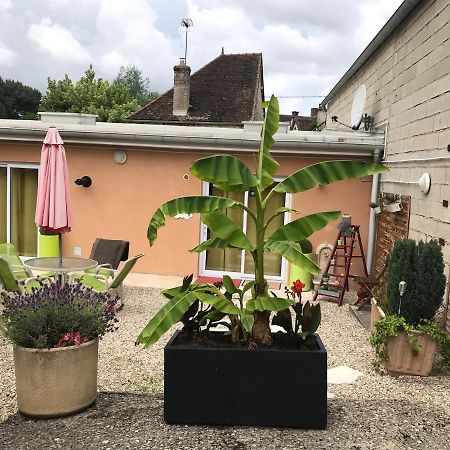 Loft L Atelier De Jacques Pres De Chablis Villa Villy  Dış mekan fotoğraf