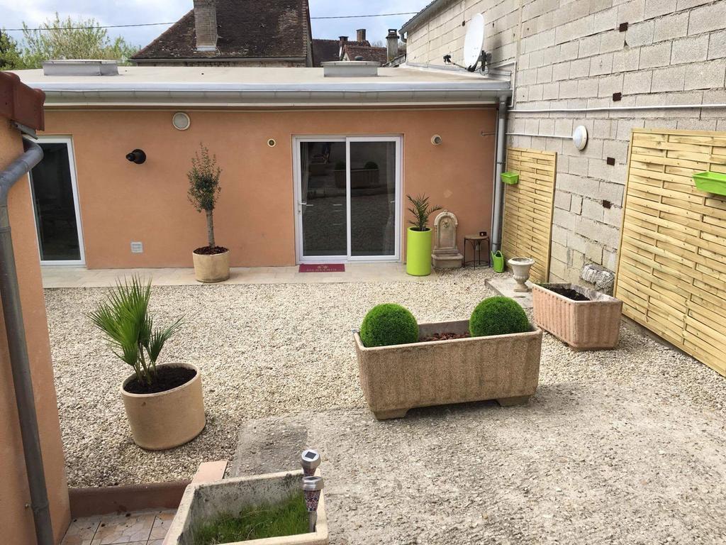 Loft L Atelier De Jacques Pres De Chablis Villa Villy  Dış mekan fotoğraf