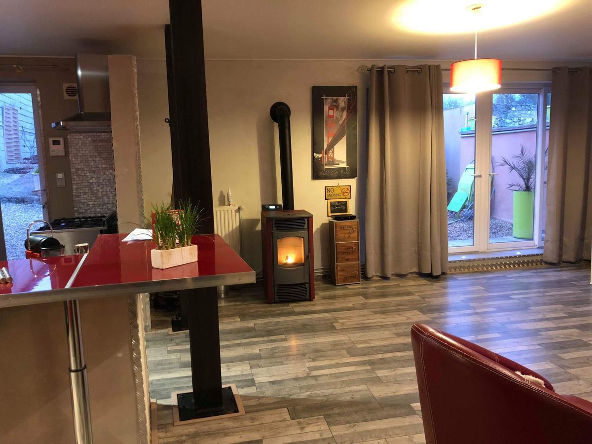 Loft L Atelier De Jacques Pres De Chablis Villa Villy  Dış mekan fotoğraf