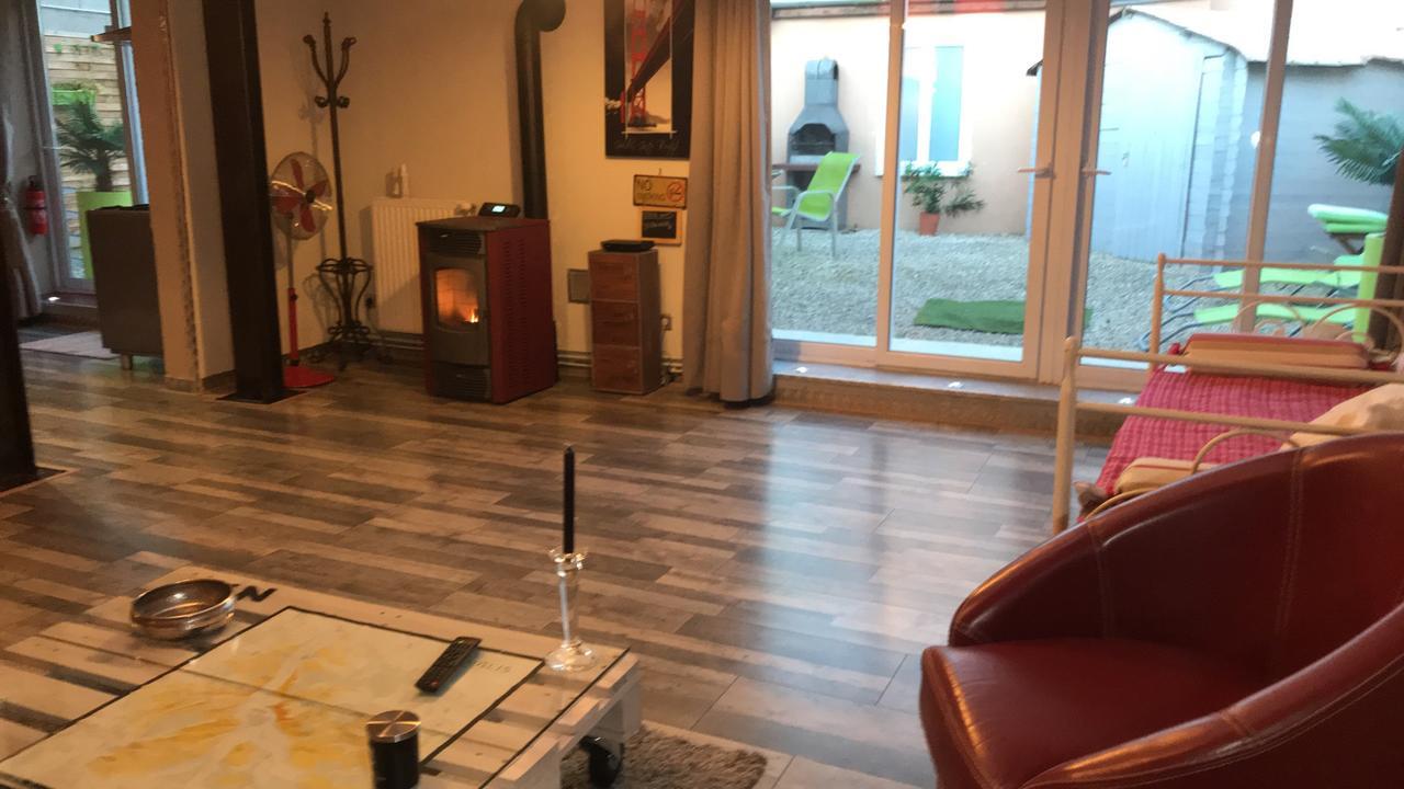 Loft L Atelier De Jacques Pres De Chablis Villa Villy  Dış mekan fotoğraf
