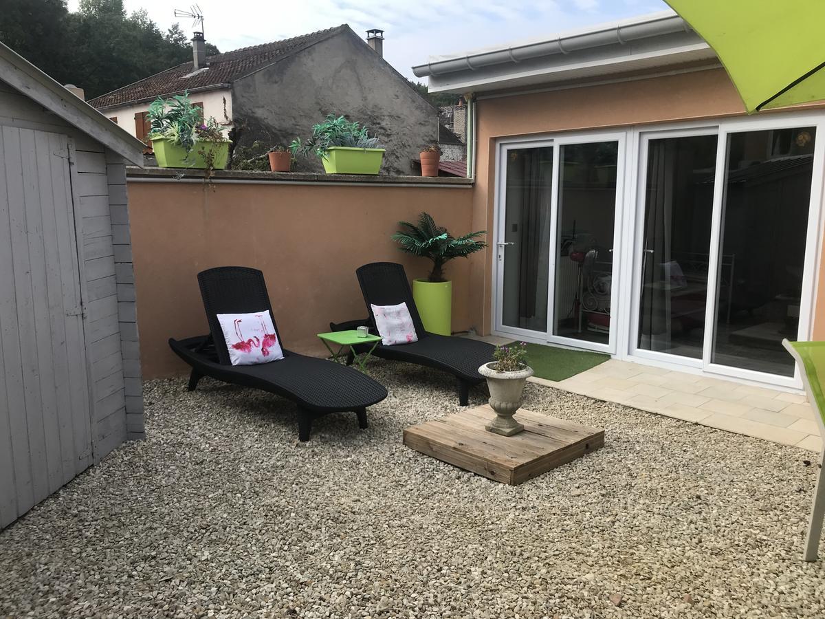 Loft L Atelier De Jacques Pres De Chablis Villa Villy  Dış mekan fotoğraf